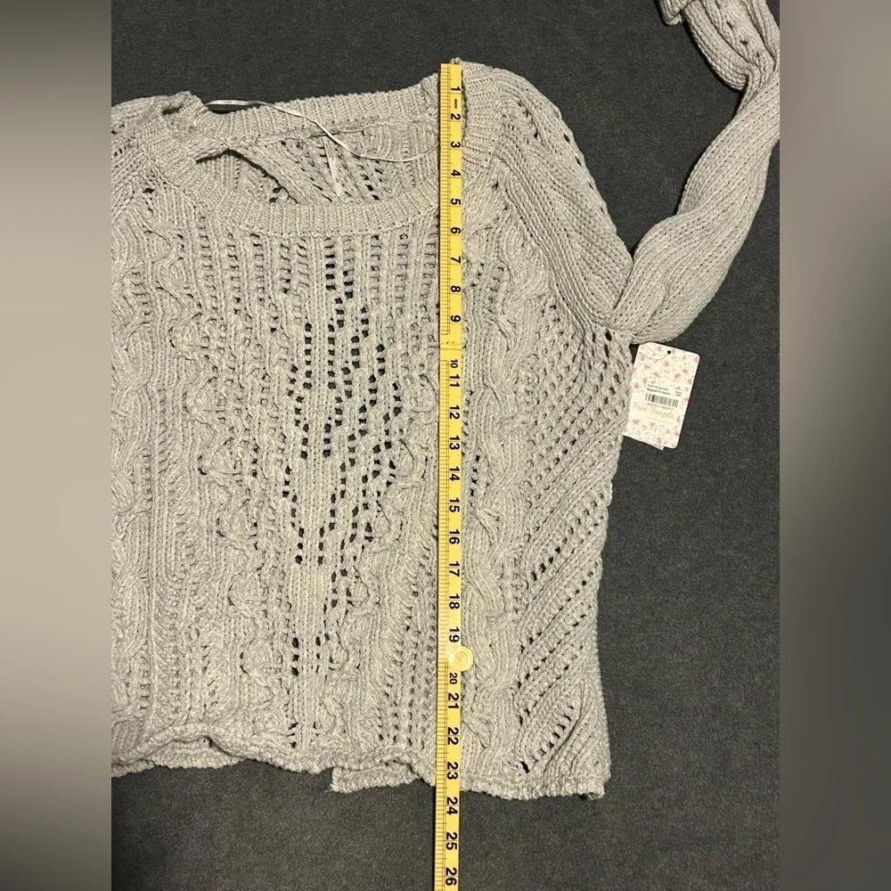 NWT Free People Cable Knit Open Back Chunky Sweater in Ivory Comb - L